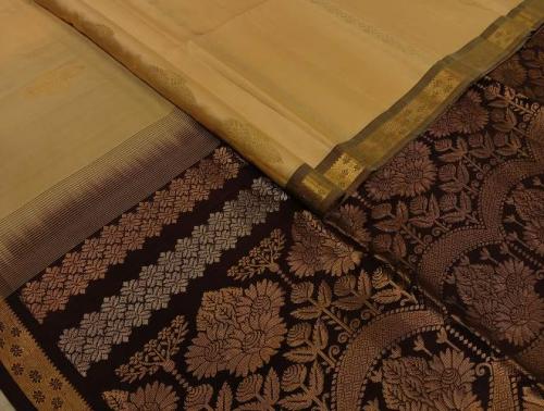 SOFT SILK SAREE WITH BLOUSE