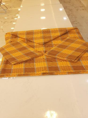 BEDSHEET ERODE JACQUARD 50X90