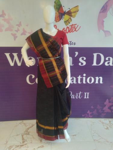 Cotton Saree With Blouse